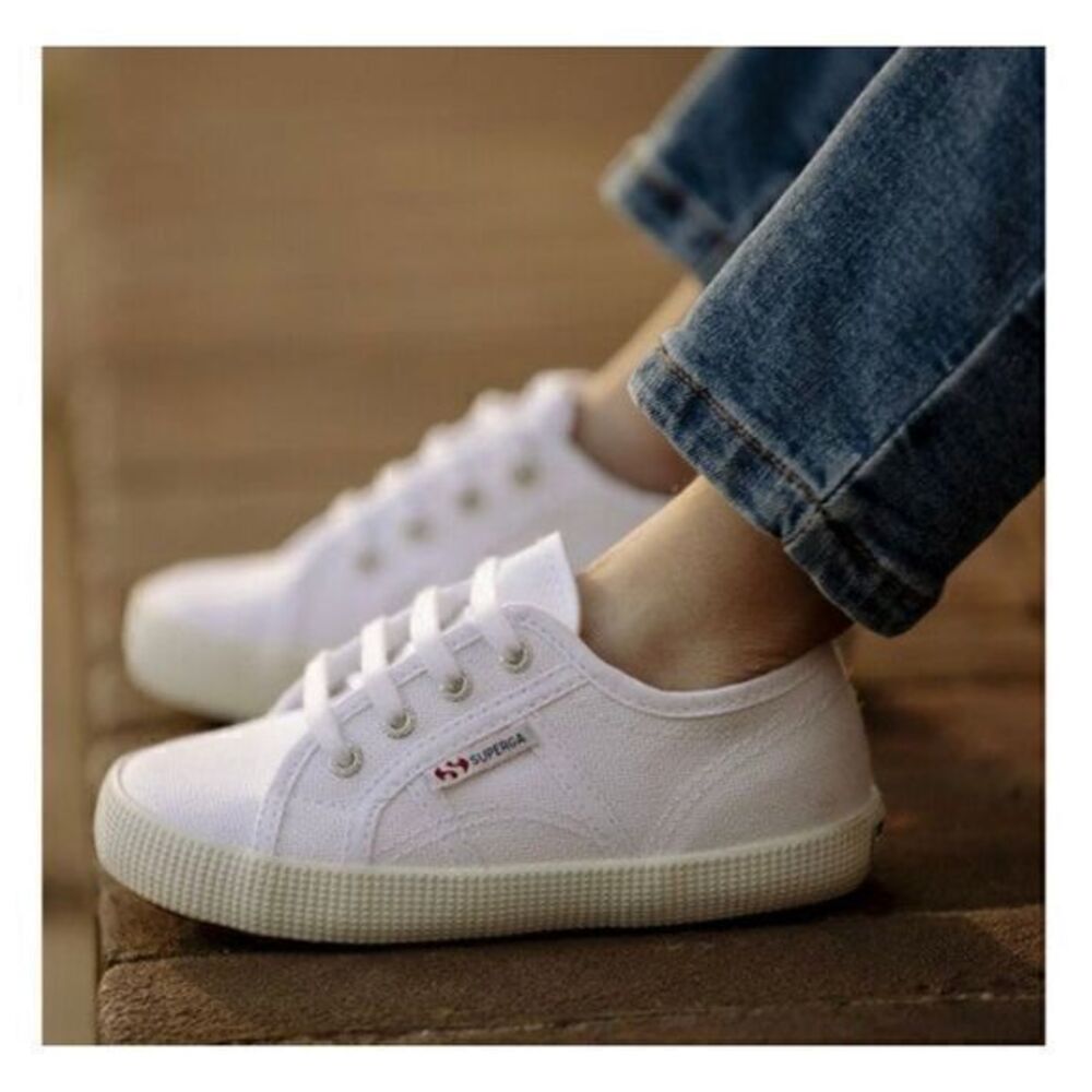 Superga Kids White Lace Up Jcot Classic Canvas Sneakers 10.5 Flats Girls Boys